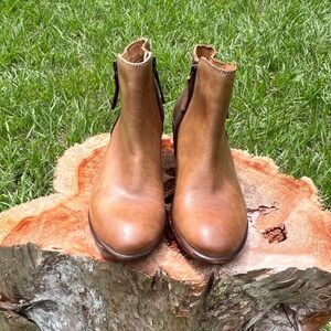 Roan by Bed Stu Leather Ankle Boots Booties Brown Two-tone Block Heel Zip Up 7.5